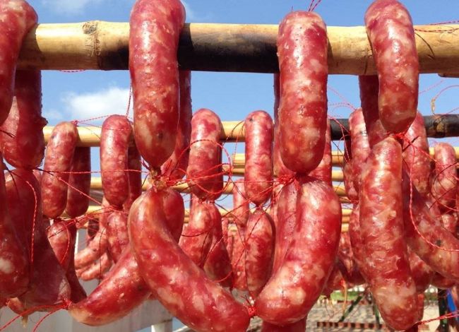 Công thức làm lạp xưởng ngon tại nhà