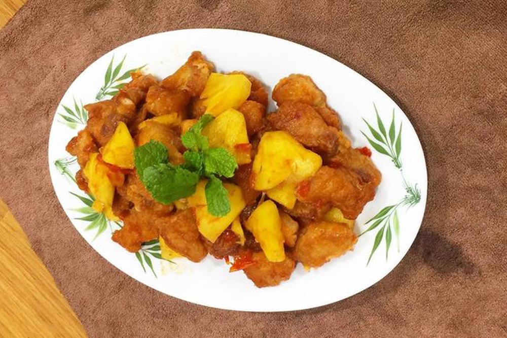 Cách làm món thịt ba chỉ chiên giòn sốt dứa