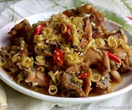 Hướng dẫn làm món vịt kho sả đậm đà như ngoài hàng