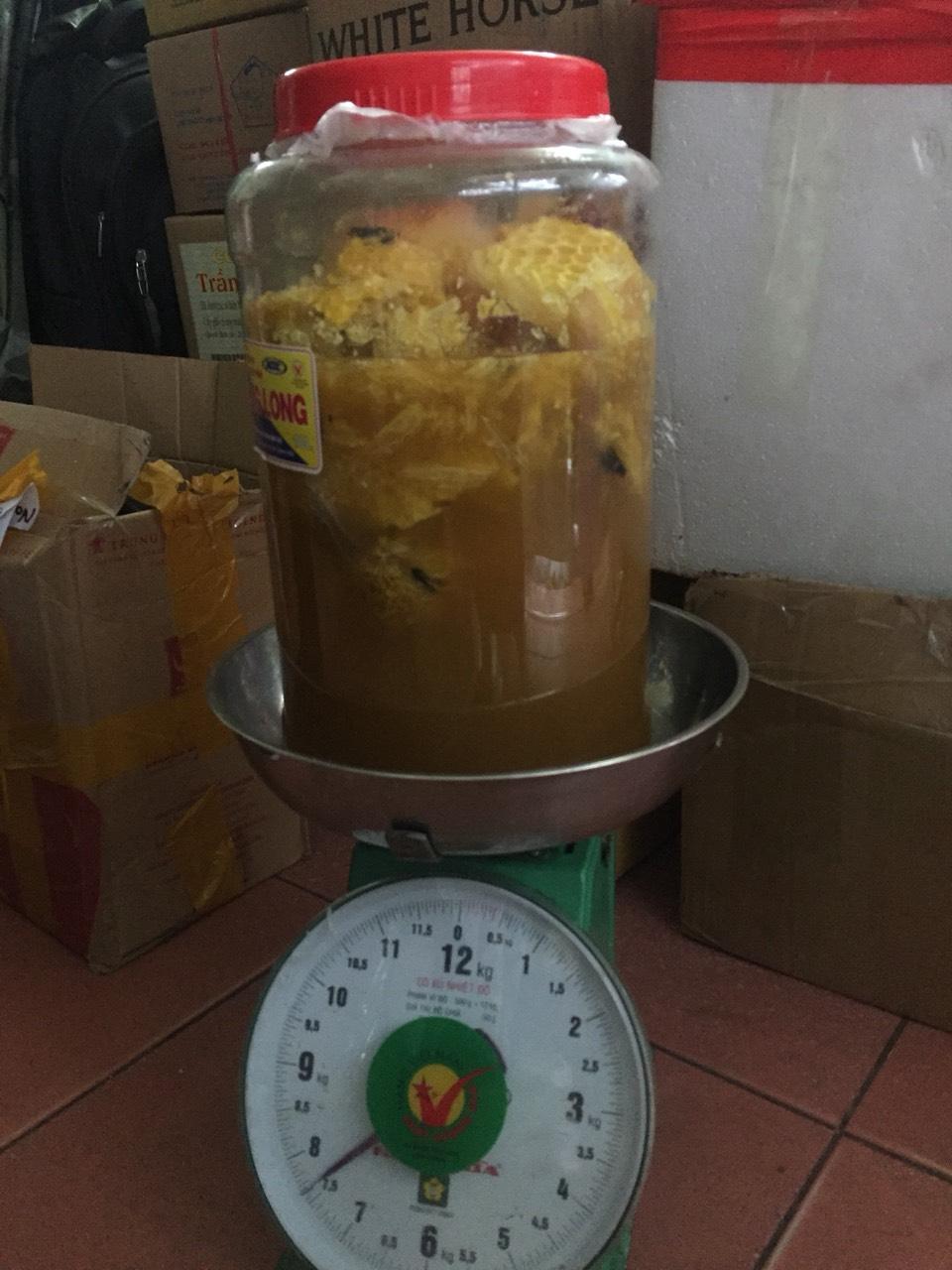 Sáp mật ong rừng xịn - 300k/kg