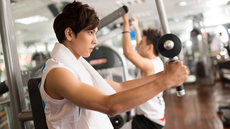 Cá hồi giúp phát triển cơ bắp