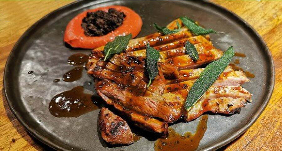 Thịt nọng heo đút lò