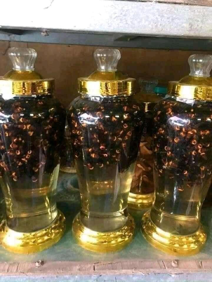 Cách ngâm rượu ong đất