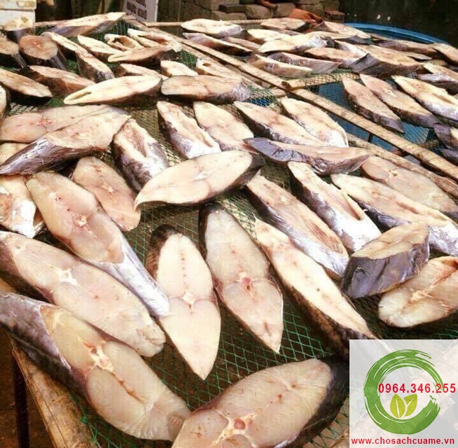 phơi cá thu một nắng