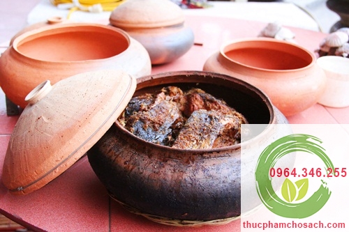 cá kho niêu làng vũ đại