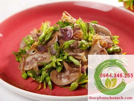 cật lợn xào hoa thiên lý
