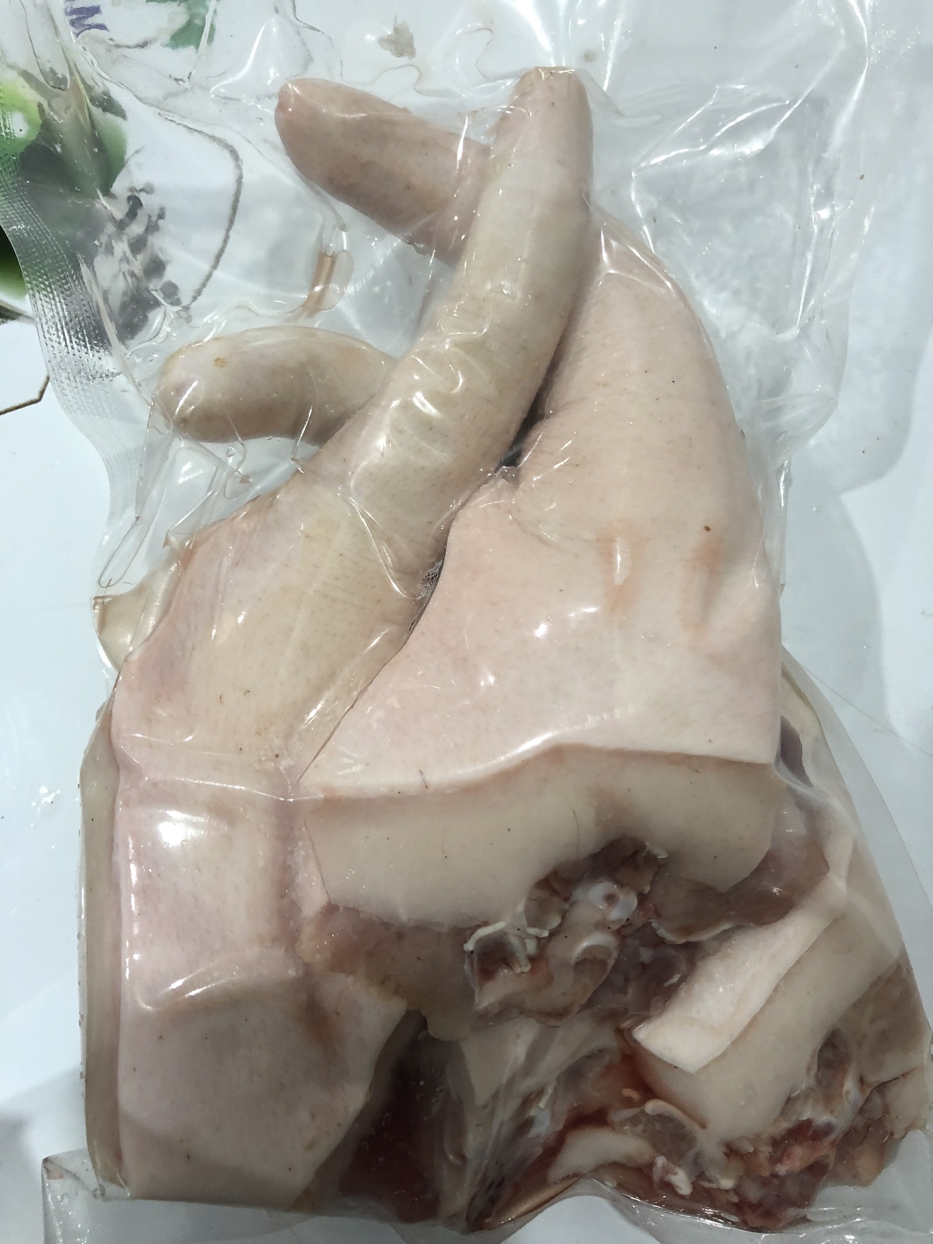 đuôi lợn tươi sạch