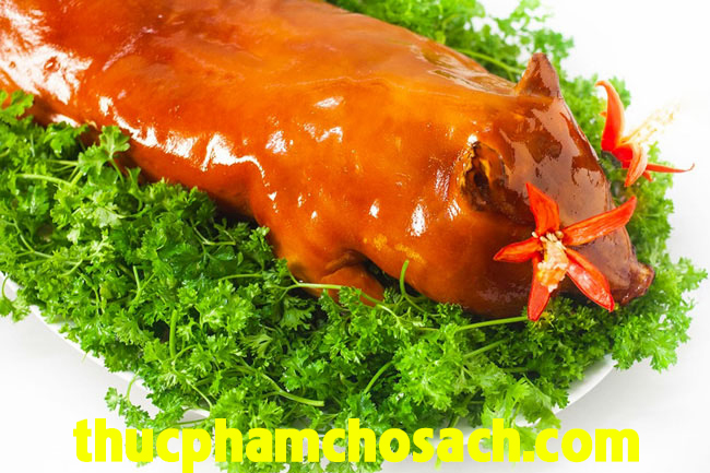 Hướng Dẫn Làm Món Lợn Sữa Quay Tại Nhà Cực Đơn Giản