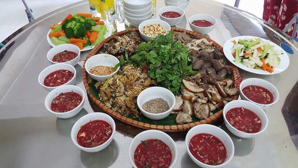 Một mẹt đủ cho từ 6 -8 người nhậu một bữa no say thoải mái