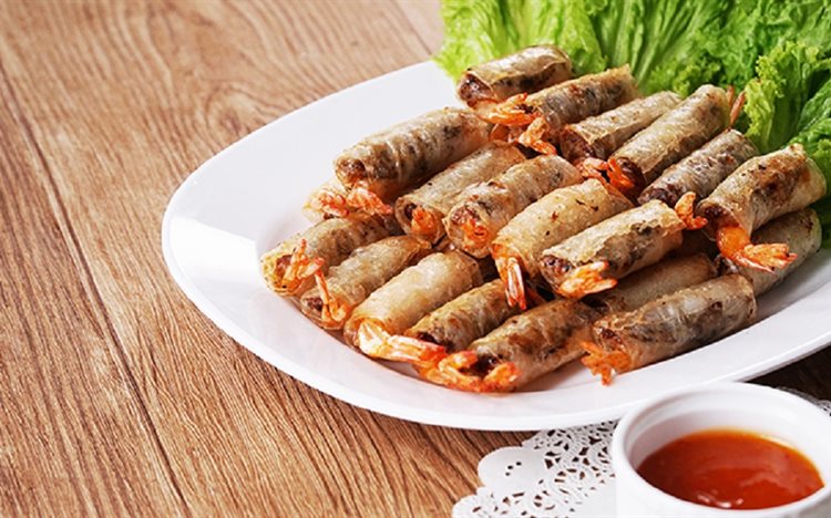 Cửa hàng bán chả ram tôm đất