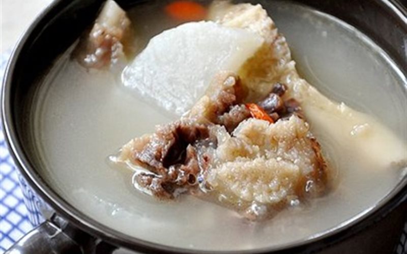 cách làm món đuôi bò canh củ cải