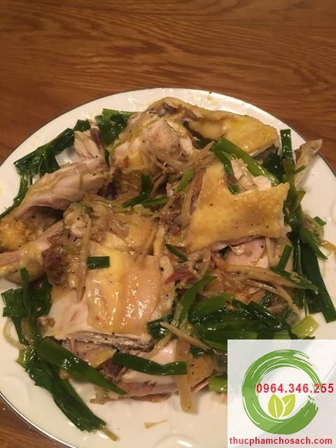 Món gà hấp hành