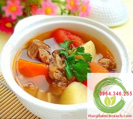 Canh khoai tây nấu xương cho những ngày đầu thu Hà Nội