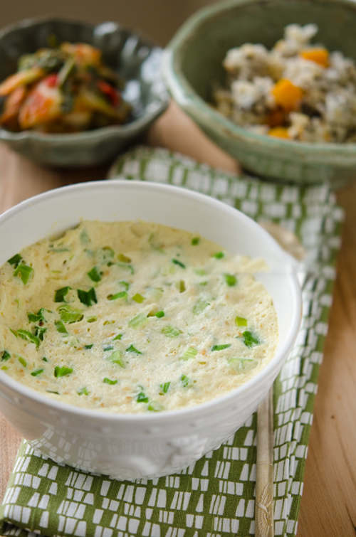 Đậu phụ non hấp trứng và tôm cho 