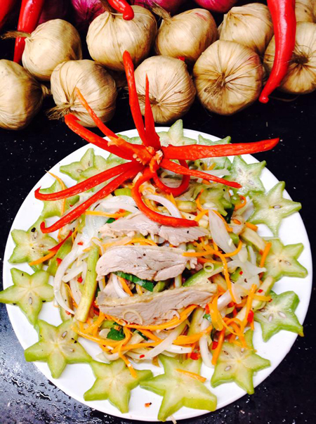 gỏi vịt bóp thấu hoàn thành