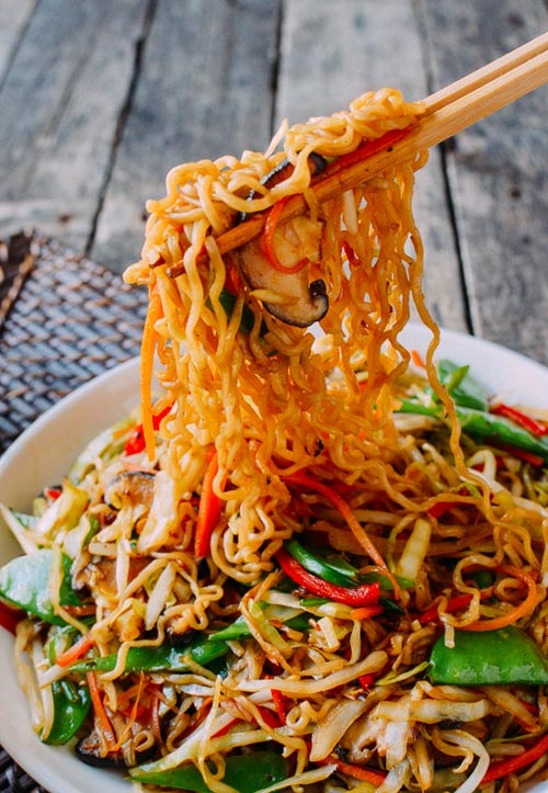 mì xào thập cẩm hoàn thành