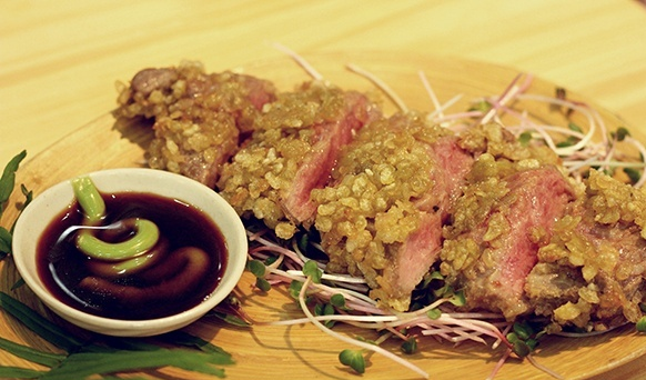 thịt bò chiên cốm hoàn thành