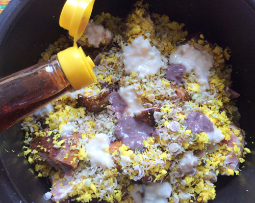 ướp gia vị giả cầy móng giò